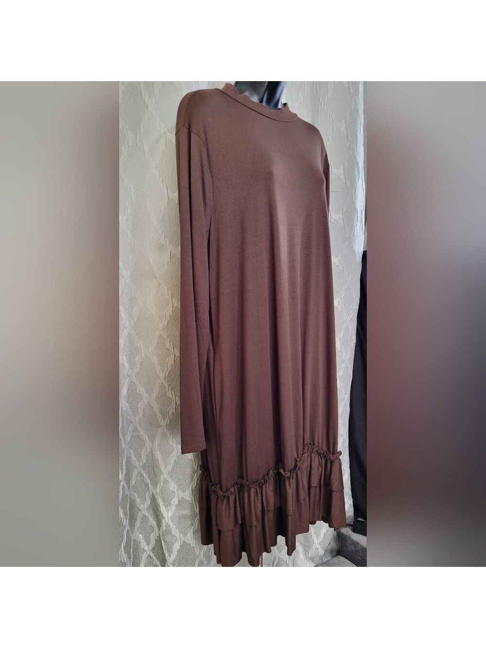 Zenana Outfitters | Brown Ruffle Hem Dress w/Pockets | Size 2X - Picture 4 of 5